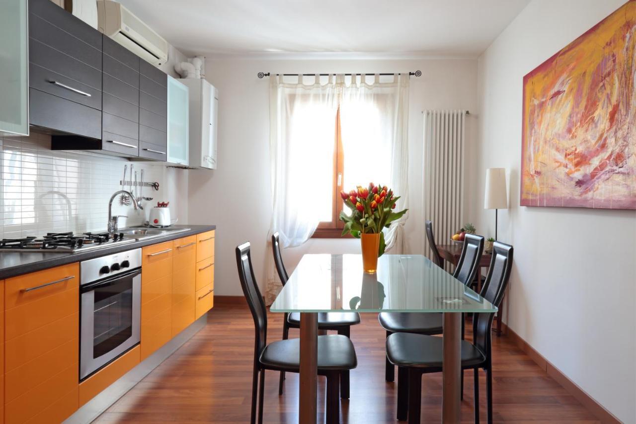 Padovaresidence Apartments - Tra Piazza Delle Erbe E Il Duomo Luaran gambar